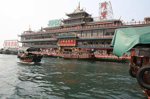 FOTO: Plovoucí restaurace Jumbo Kingdom