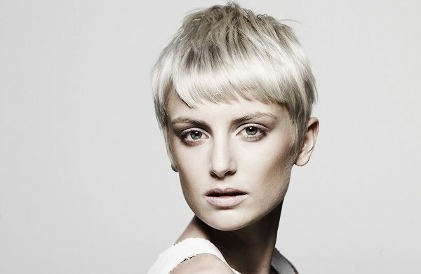 FOTO: Essential Looks od Schwarzkopf Professional