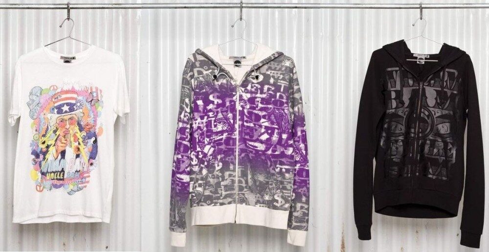 FOTO: Pánské tričko a mikiny od Levis