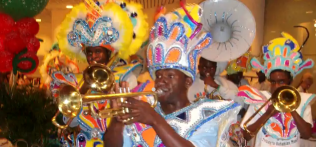 FOTO: Oslavy svátku Junkanoo, Zdroj: youtube.com