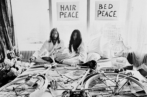 FOTO: John Lennon a Yoko Ono