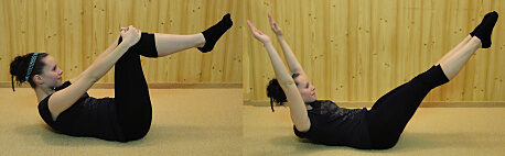 FOTO: Pilates jóga - obě nohy protažené