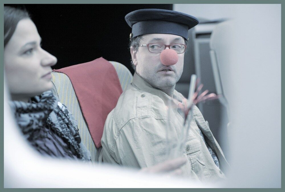 FOTO: Gabriela Pyšná a Josef Polášek ve hře Ubu se baví