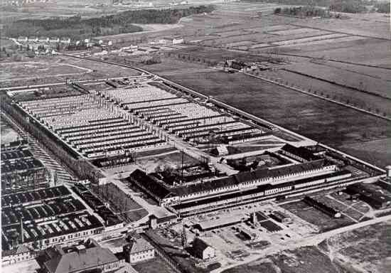 Foto: Pohled areal KL Dachau z r. 1942