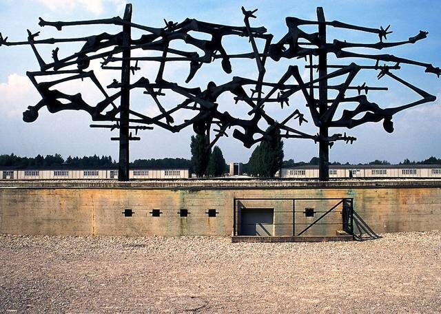 FOTO: Památník v Dachau