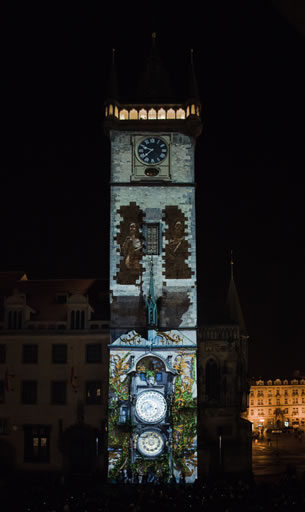 FOTO: Orloj s mappingovou projekcí