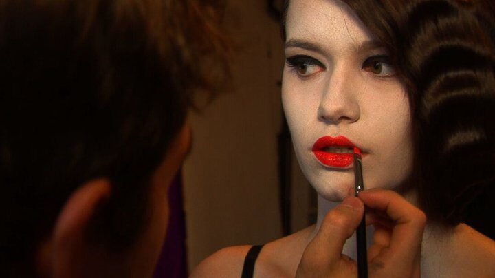 FOTO: Kalendář Redken 2011 On the Edge