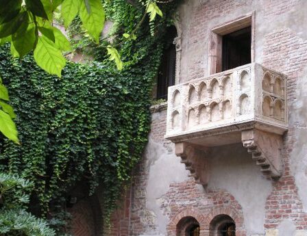 FOTO: Balkon ve Veroně, kde vyznal Romeo Julii svoji lásku