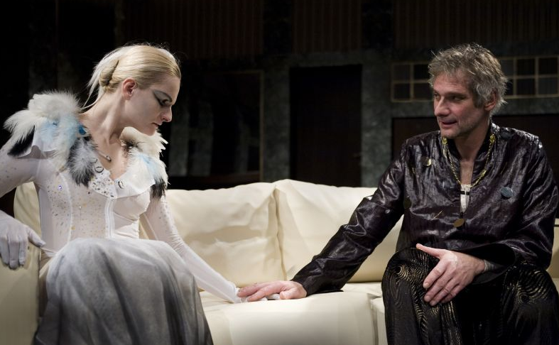 FOTO: představení divadla Na Fipdlovačce