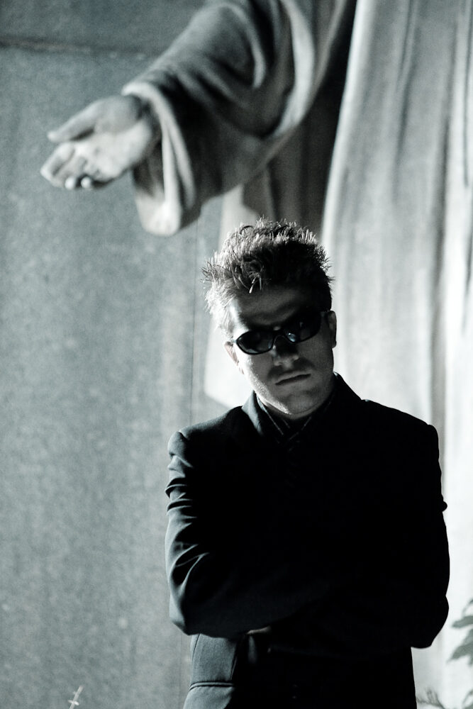 FOTO: Hřbitov, dekadence, rouhání, magie, sběratel nevěst