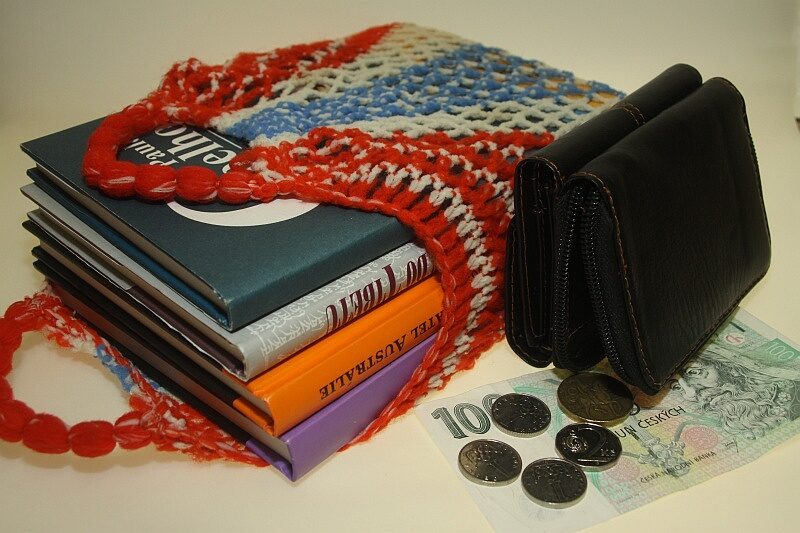 FOTO: Knihy a peníze