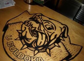 FOTO: Buldok - symbol hospody U buldoka