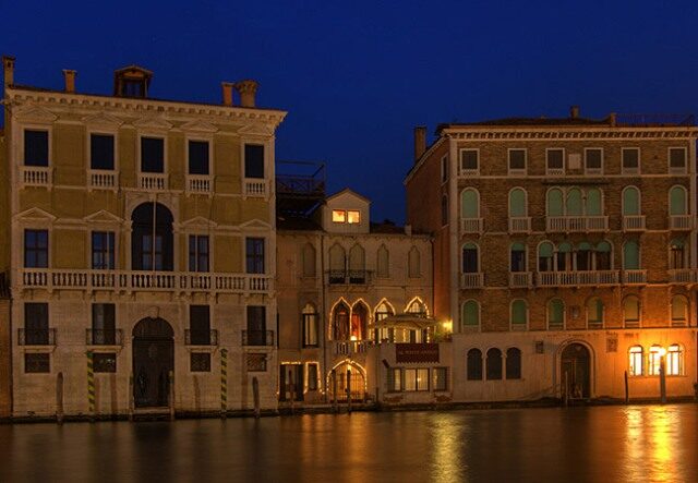 FOTO: romantický hotel Al Ponte Antico v srdci Benátek