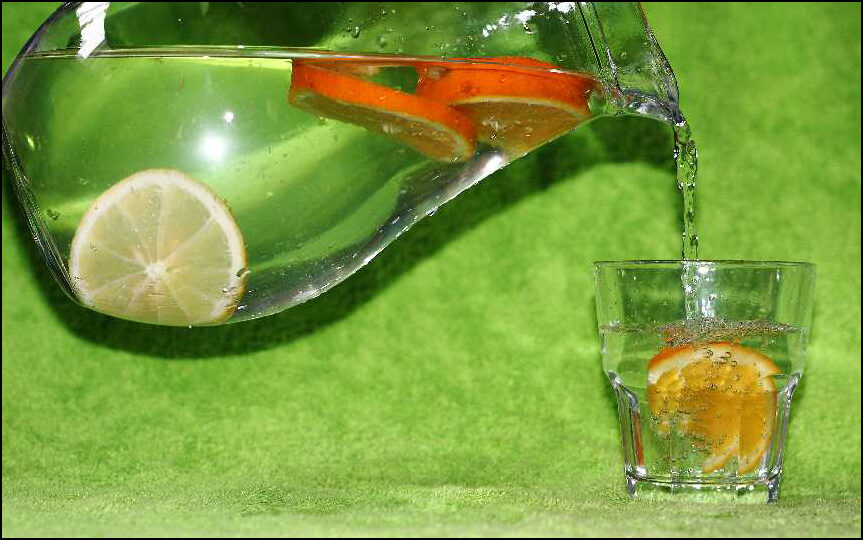 FOTO: Základem pitného režimu je voda