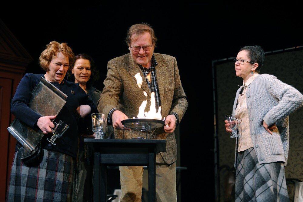 FOTO: Premiéra inscenace Holky z kalendáře v Městských divadlech pražských.