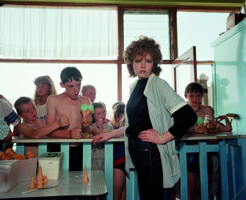 Obr:Tématický celek fotografií Last Resort: Photographs of New Brighton mapuje každodenní okamžiky v životě britské střední třídy.