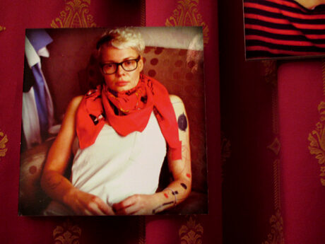 FOTO: vernisáž Choděj do triba, 8.4. - 27.5. 2011, fotografie Jana Trnky