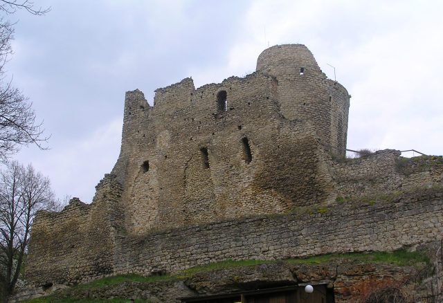 FOTO: Zřícenina hradu Michalovice