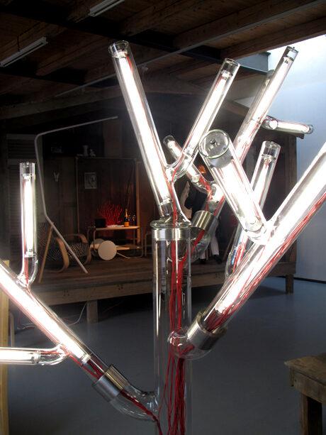 FOTO: Svítící strom Lipka Tree, Design: Olgoj Chorchoj