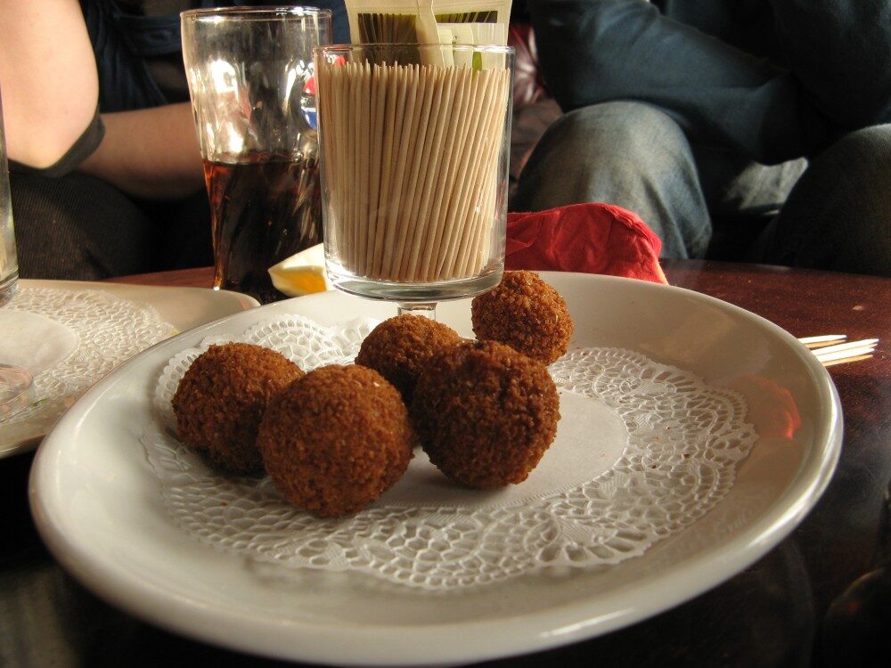 FOTO: Bitterballen - pikantní masové kuličky