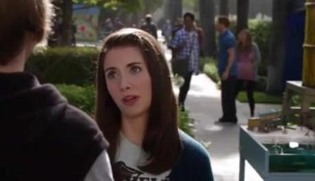 Foto: Alison Brie jako Annie Edison v seriálu Community