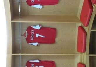 Místo, kde sedává Tomáš Rosický