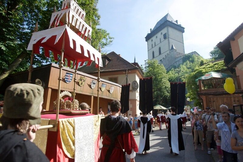 královský průvod