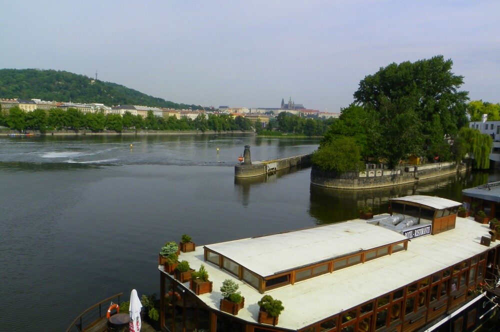 Praha - výhled na Vltavu a Pražský hrad, Foto: Tereza Hercíková, Topzine.cz