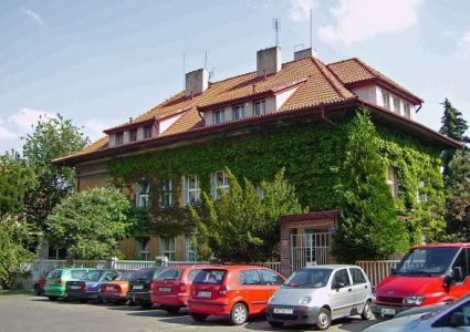 FOTO: Dům bratří Čapků ve stejnojmenné ulici v Praze 10-Vinohradech