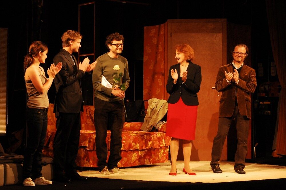 FOTO: Děkovačka na premiéře Soukromého skandálu