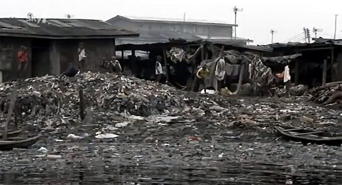 FOTO: Znecisteni Lagos