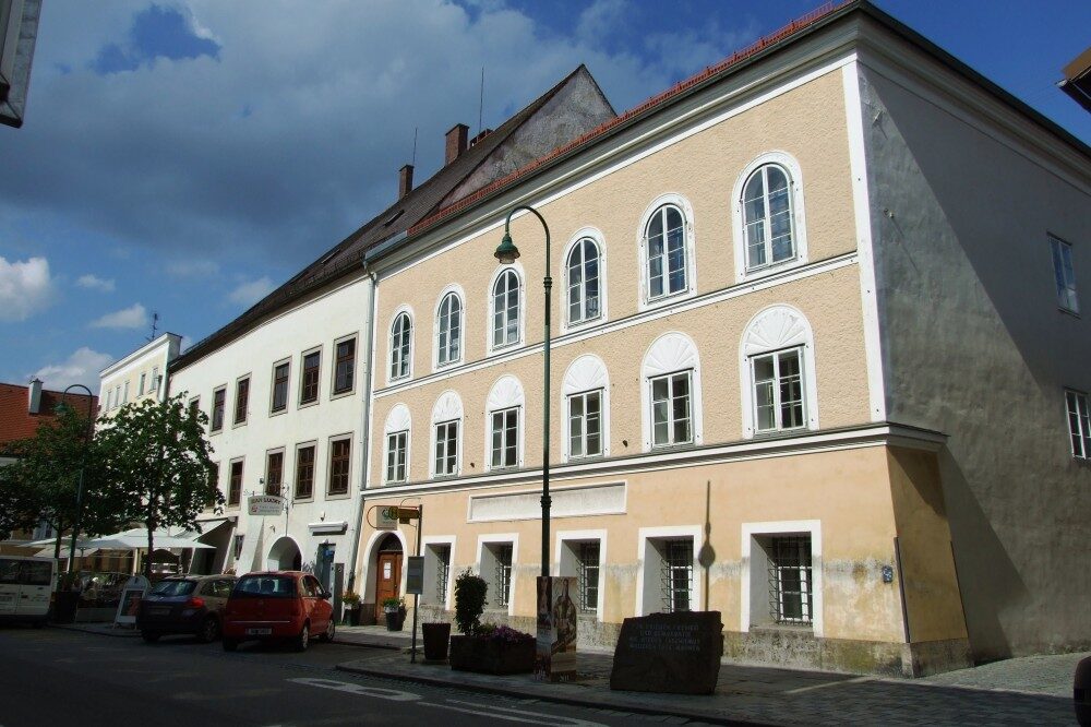 FOTO: Rodný dům Adolfa Hitlera