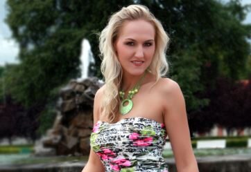 FOTO: Dámské letní šaty (2011)