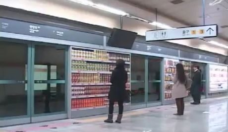 FOTO: Tesco supermarket v soulském metru