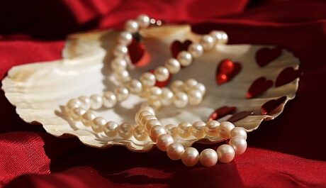 OBR: perly na mušli