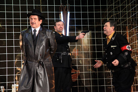 FOTO: Představení ND: Být či nebýt