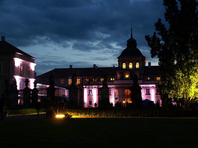 FOTO: Tradiční oslavy Hradozámecké noci 2011