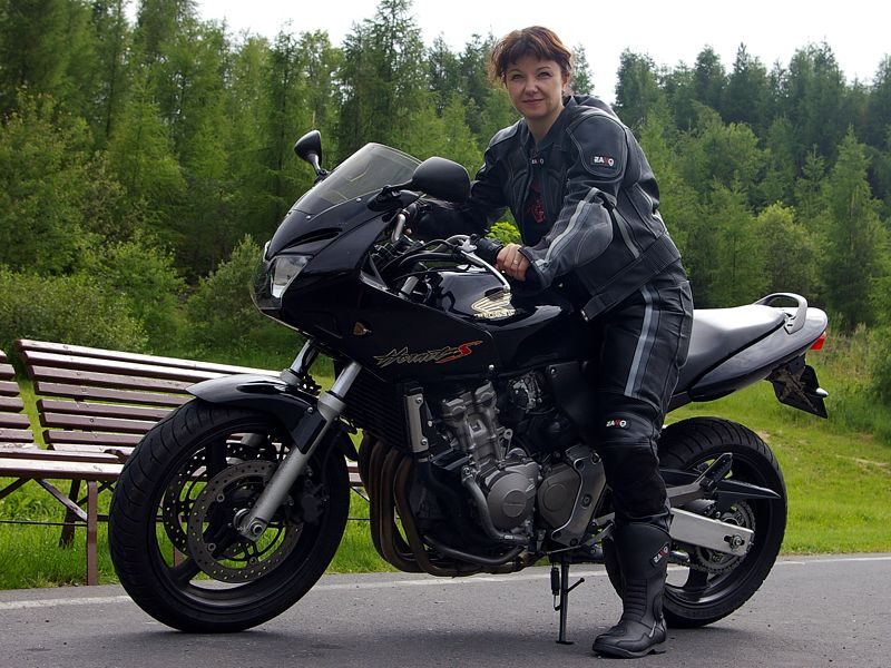 FOTO: Martina a její Honda 600 Hornet S