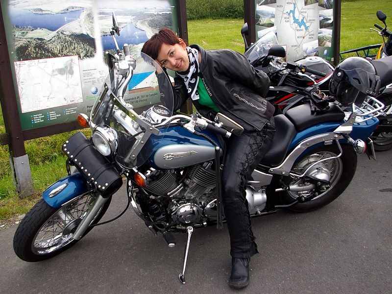 FOTO: Zdenka a její Yamaha Dragstar 650
