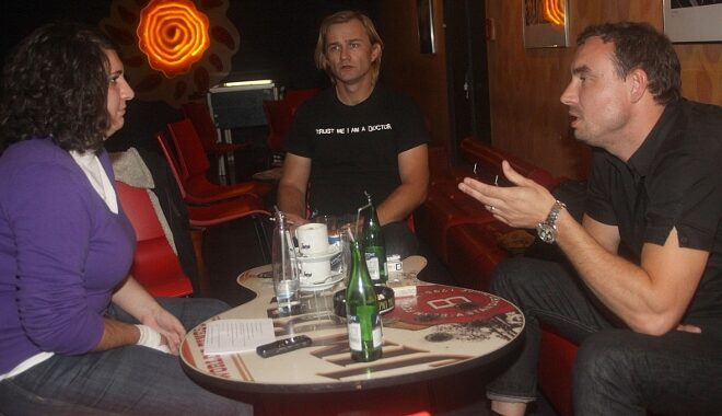 FOTO: Kryštof Michal (vlevo) a Hynek Toman (vpravo) při rozhovoru