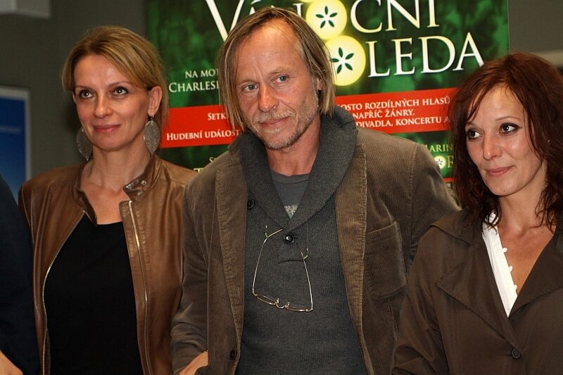FOTO: Ivana Chýlková s Karlem Rodenem a Szidi Tobias