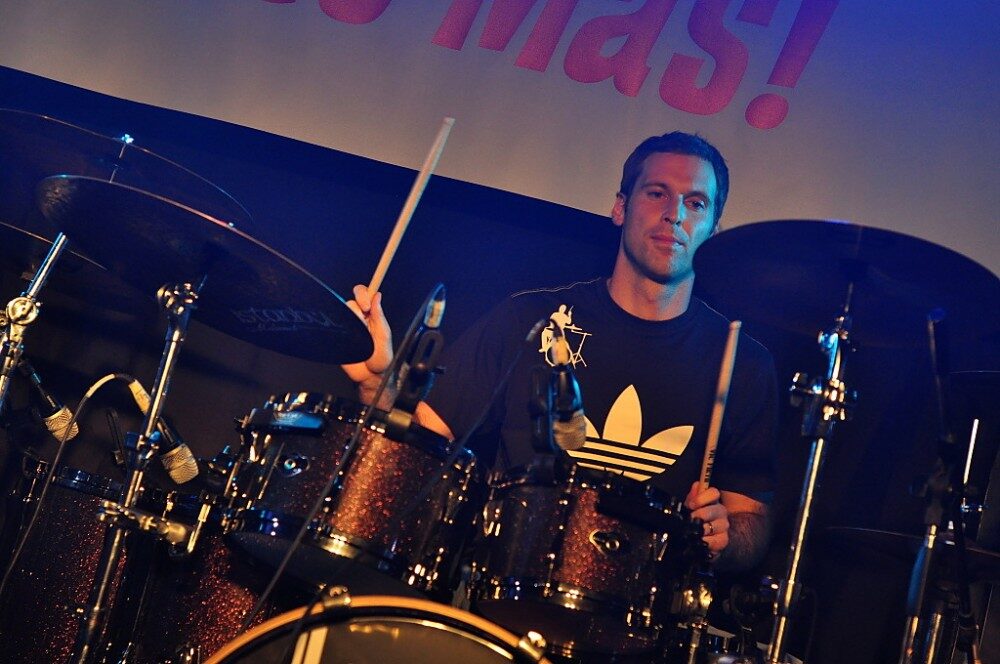 FOTO: Petr Čech si zahrál na koncertě Eddie Stoilow.