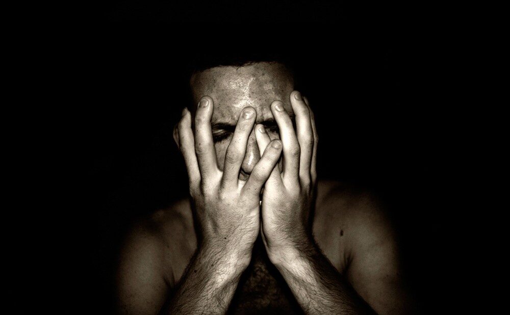 FOTO: Muž v depresi