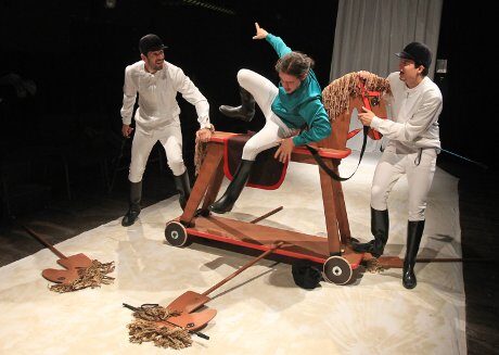 FOTO: Inscenace Utíkej, Váňo, utíkej! VČD Pardubice