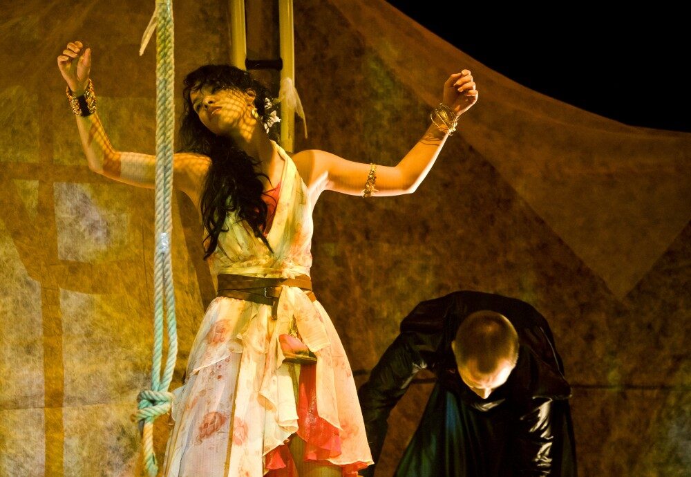 Foto: Esmeralda při zkoušce muzikálu Quasimodo