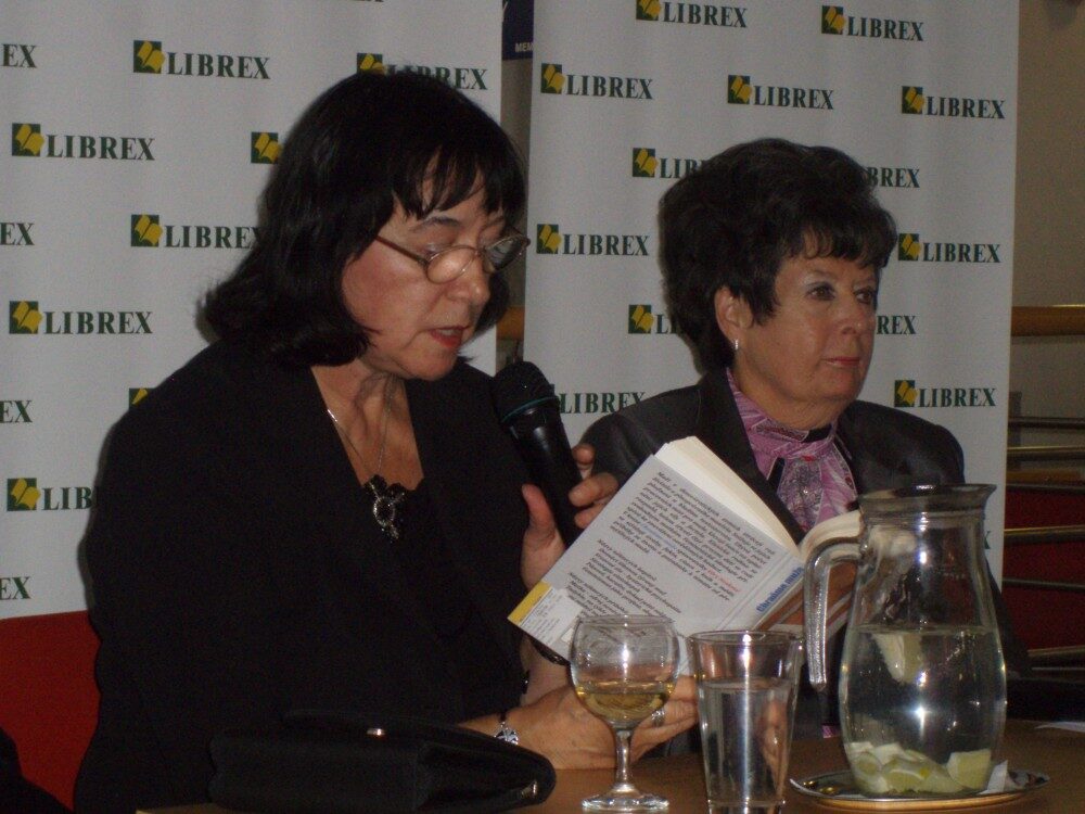 Věra Nosková a manažerka akcí Domu knihy Librex Jitka Vaňková