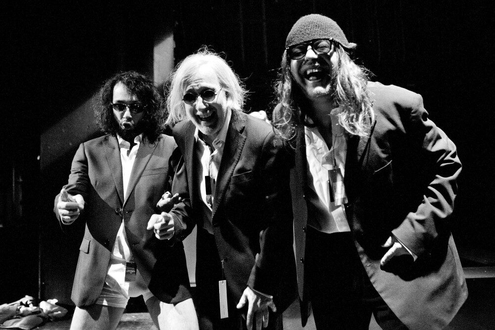 FOTO: Parta bezdomovců ve hře Domov můj