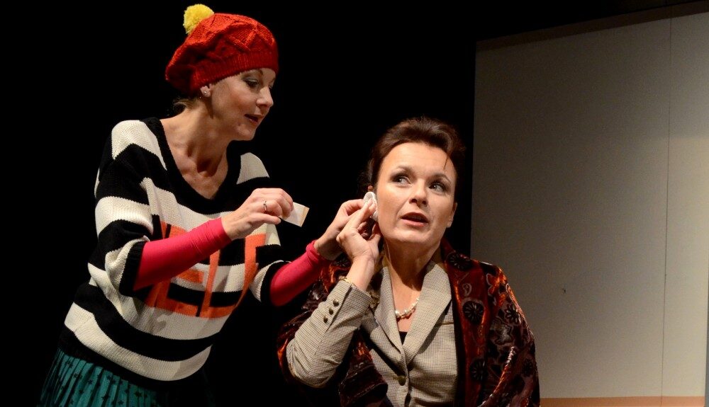 FOTO: Hledání slov, Sabina Laurinová a Bára Munzarová
