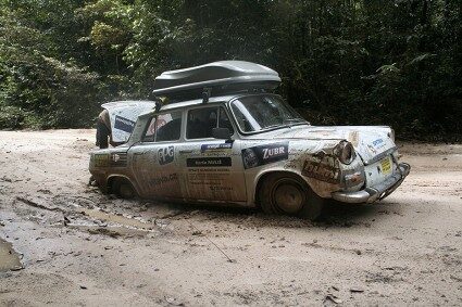 FOTO: Radosti i strasti na cestě embéčkem kolem světa