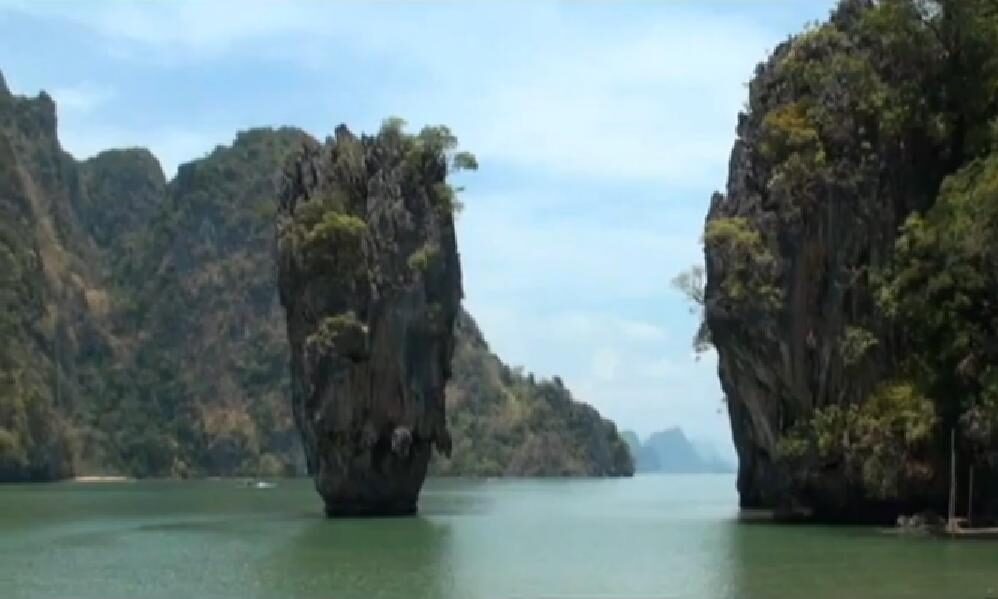 Ko tapu, skalní komín v Thajsku.